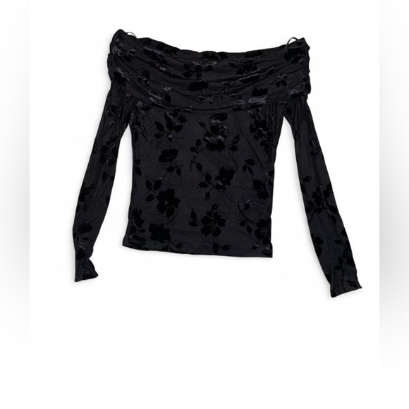 Madden Girl Black velvet sheer off the shoulder long sleeve top size small. New - Picture 5 of 8